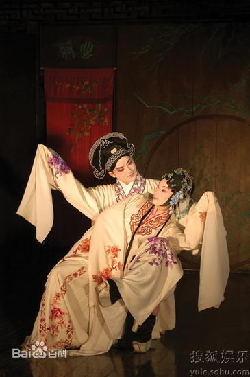 最新罗比恩·蕾哈娜·芬缇(Robyn Rihanna Fenty)蕾哈娜精彩图册