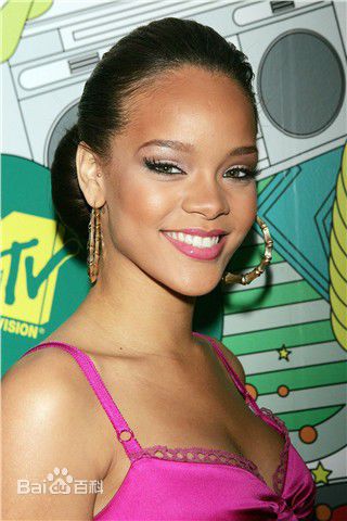 罗比恩·蕾哈娜·芬缇(Robyn Rihanna Fenty)精彩图册2