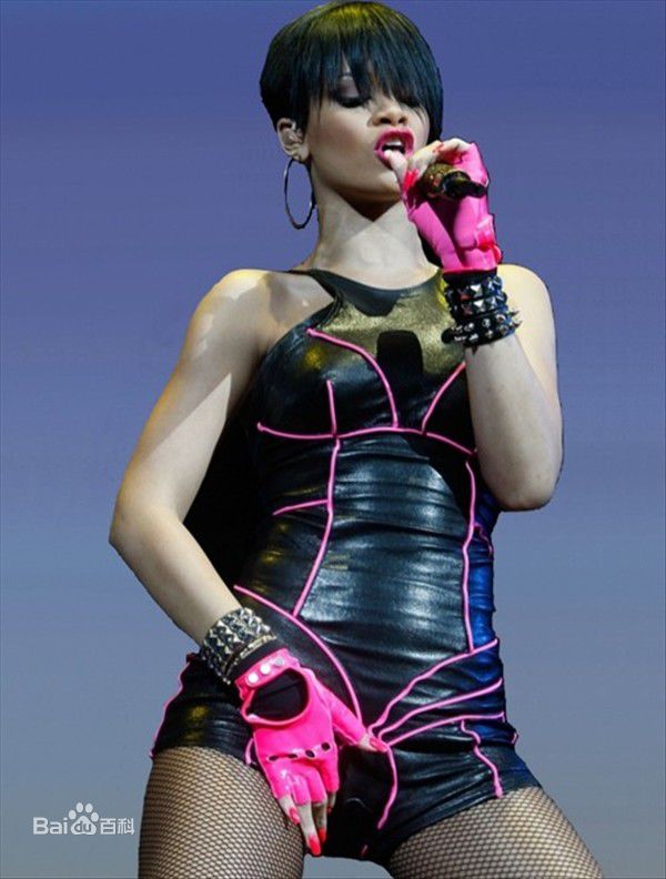 罗比恩·蕾哈娜·芬缇(Robyn Rihanna Fenty)精彩图册2