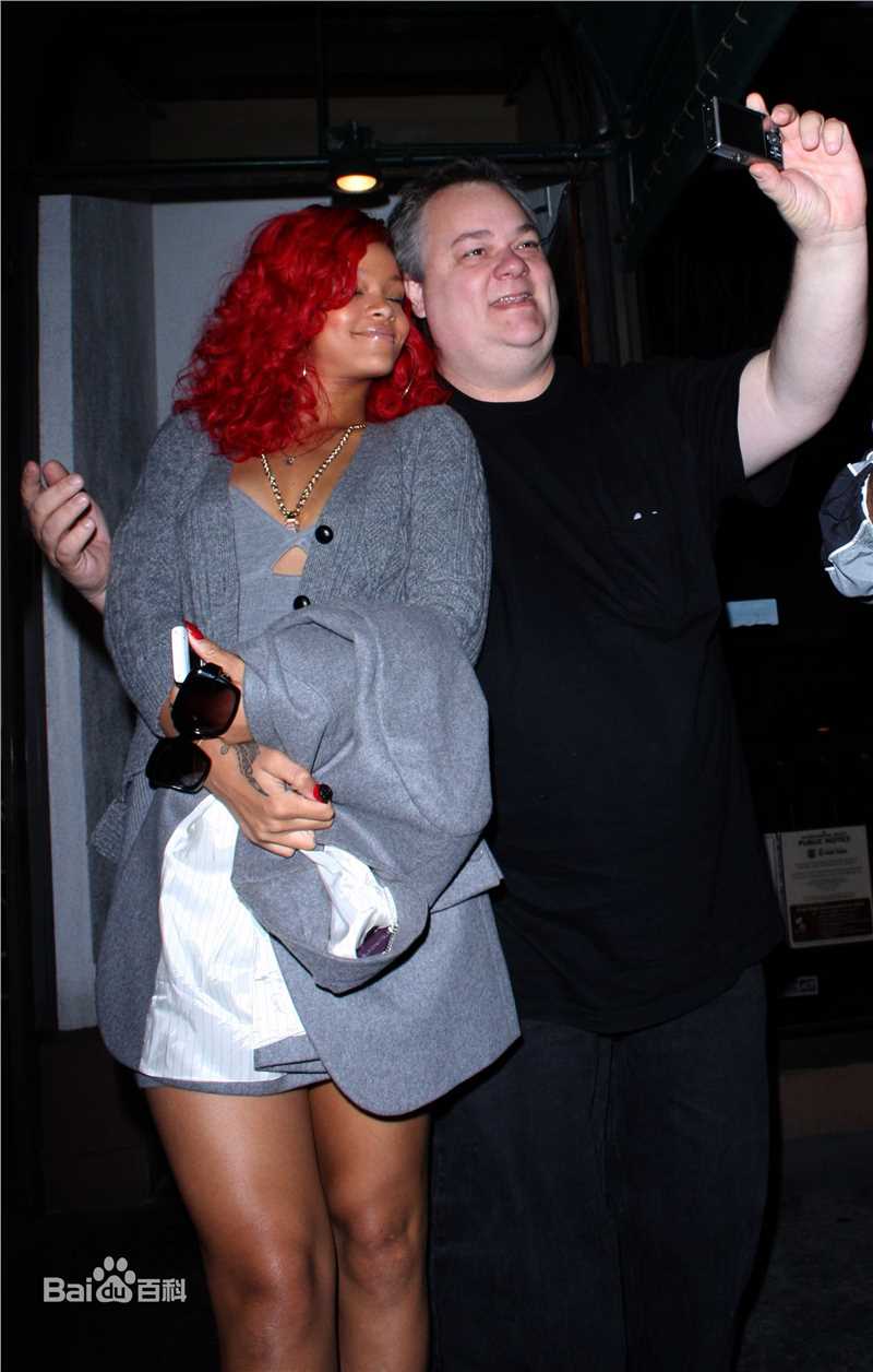 最全罗比恩·蕾哈娜·芬缇(Robyn Rihanna Fenty)精彩图册1