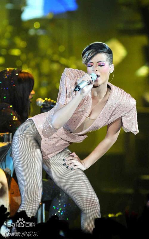 最优质罗比恩·蕾哈娜·芬缇(Robyn Rihanna Fenty)蕾哈娜精彩图册