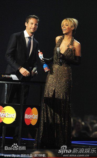 最全罗比恩·蕾哈娜·芬缇(Robyn Rihanna Fenty)蕾哈娜精彩图册