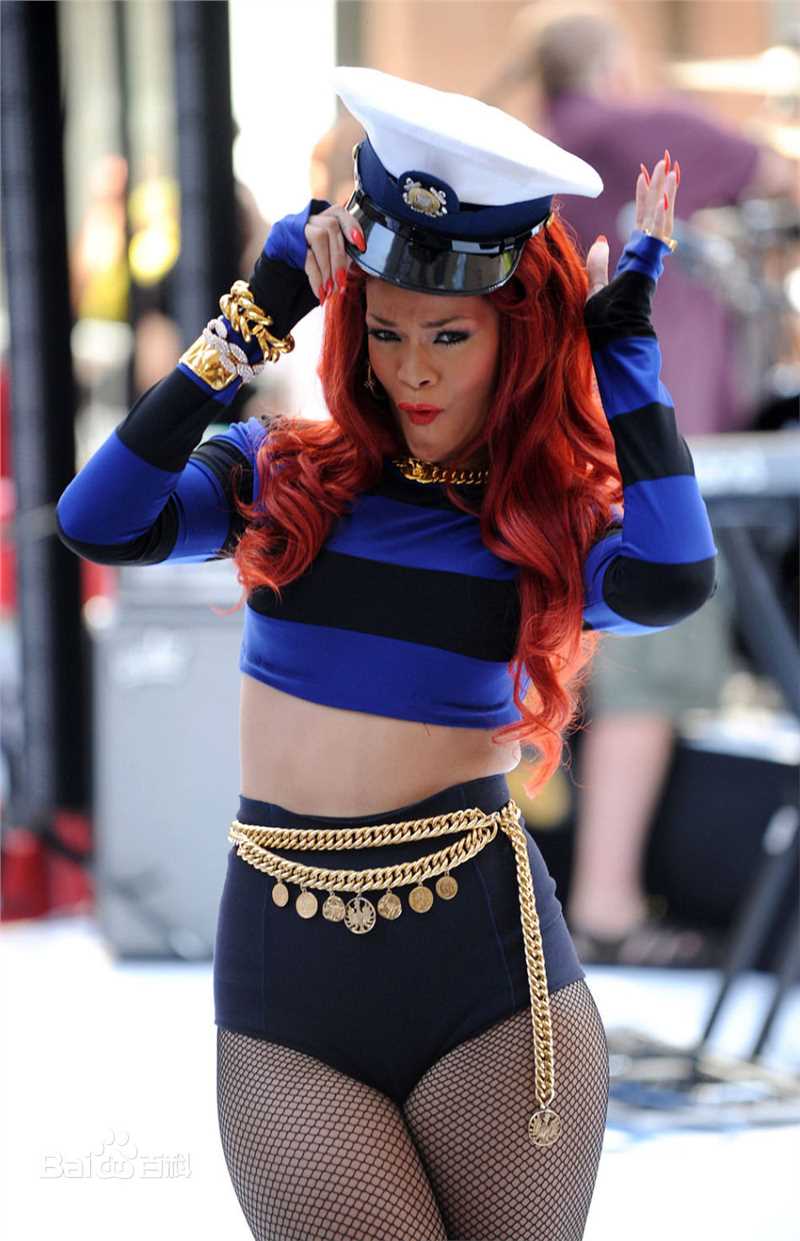 最全罗比恩·蕾哈娜·芬缇(Robyn Rihanna Fenty)蕾哈娜精彩图册