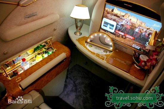 最全罗比恩·蕾哈娜·芬缇(Robyn Rihanna Fenty)蕾哈娜精彩图册