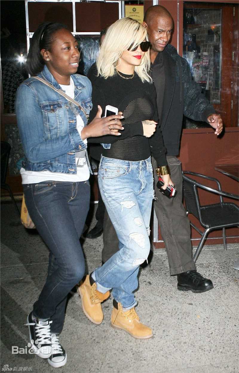 罗比恩·蕾哈娜·芬缇(Robyn Rihanna Fenty)蕾哈娜精彩图册