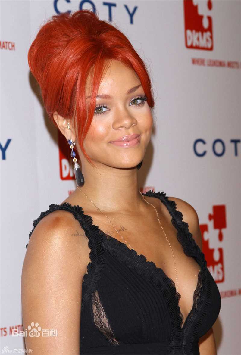 罗比恩·蕾哈娜·芬缇(Robyn Rihanna Fenty)蕾哈娜精彩图册