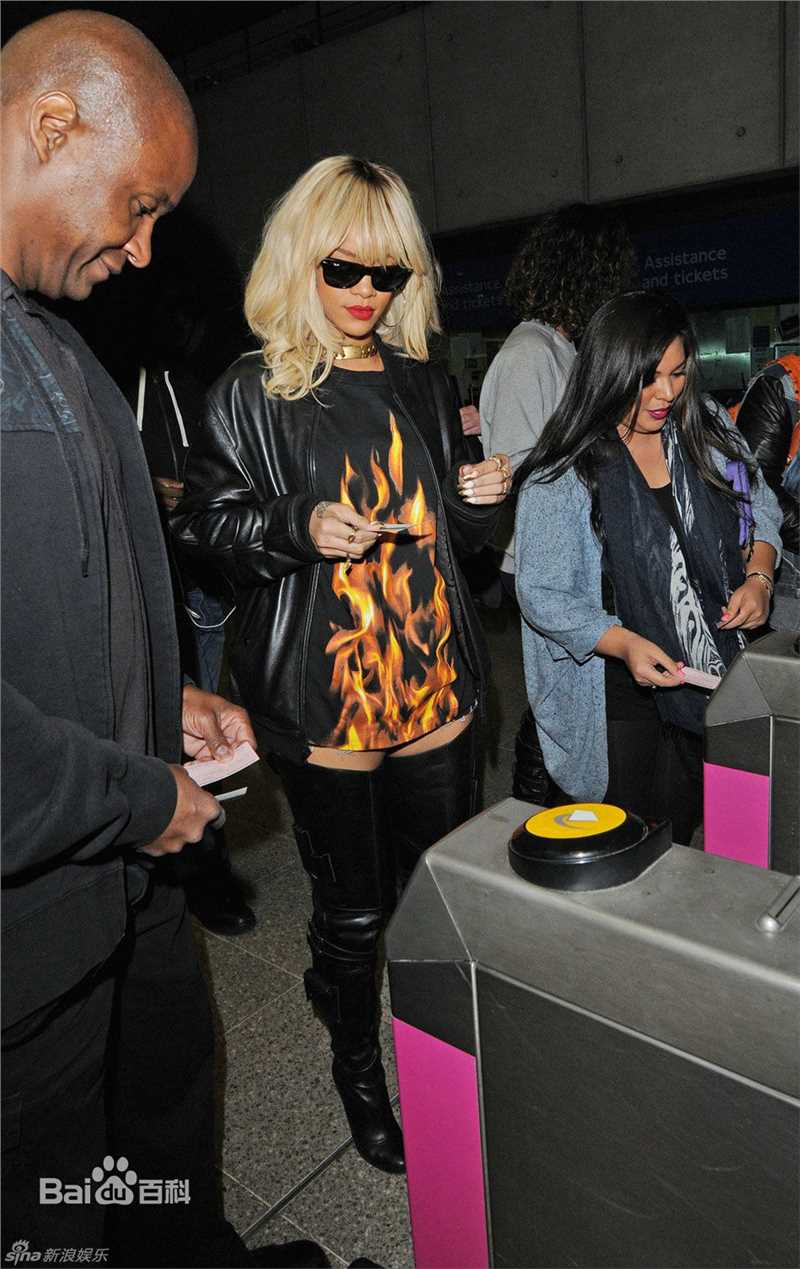 最优质罗比恩·蕾哈娜·芬缇(Robyn Rihanna Fenty)蕾哈娜精彩图册