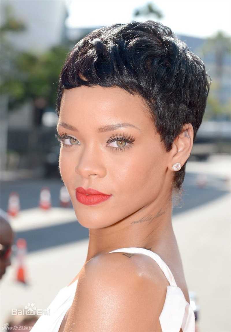 最优质罗比恩·蕾哈娜·芬缇(Robyn Rihanna Fenty)蕾哈娜精彩图册