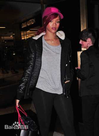 最优质罗比恩·蕾哈娜·芬缇(Robyn Rihanna Fenty)精彩图册1