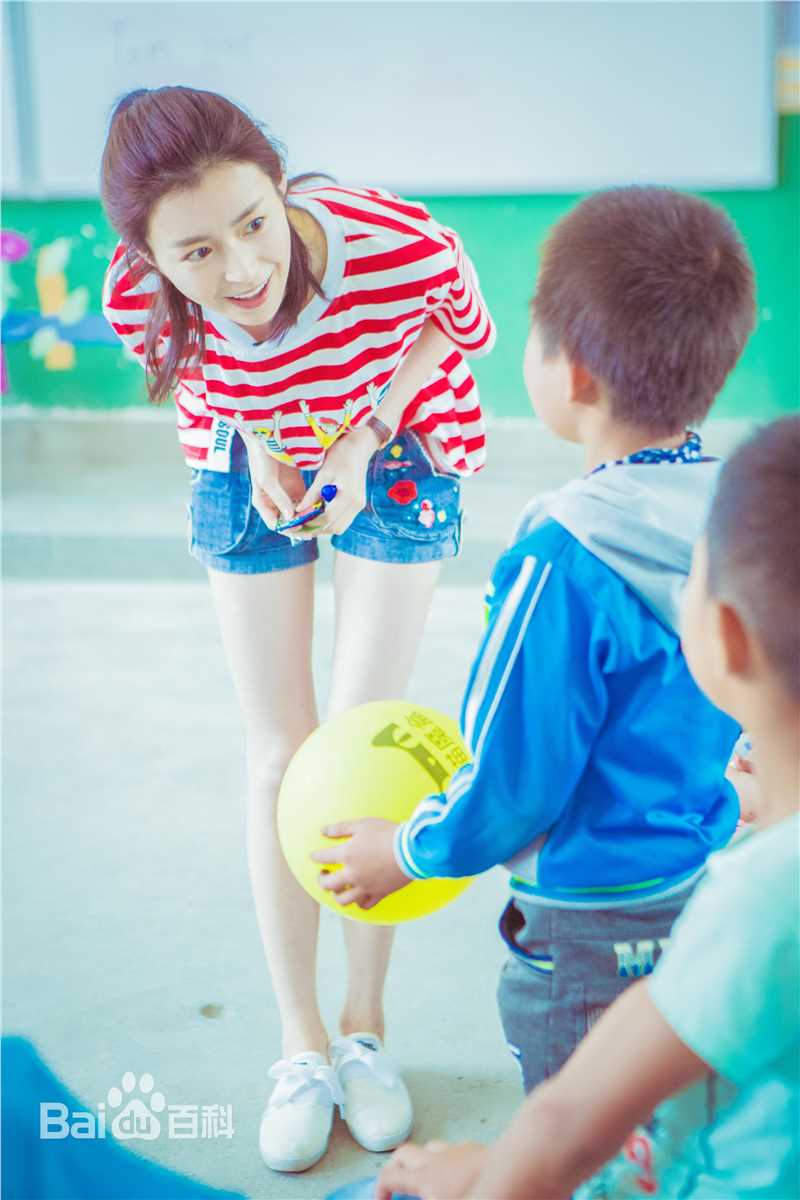 卢杉(Amber) 公益壁纸壁纸