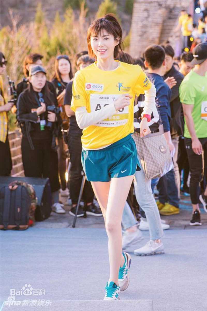 卢杉(Amber)向上马拉松性感图片图集