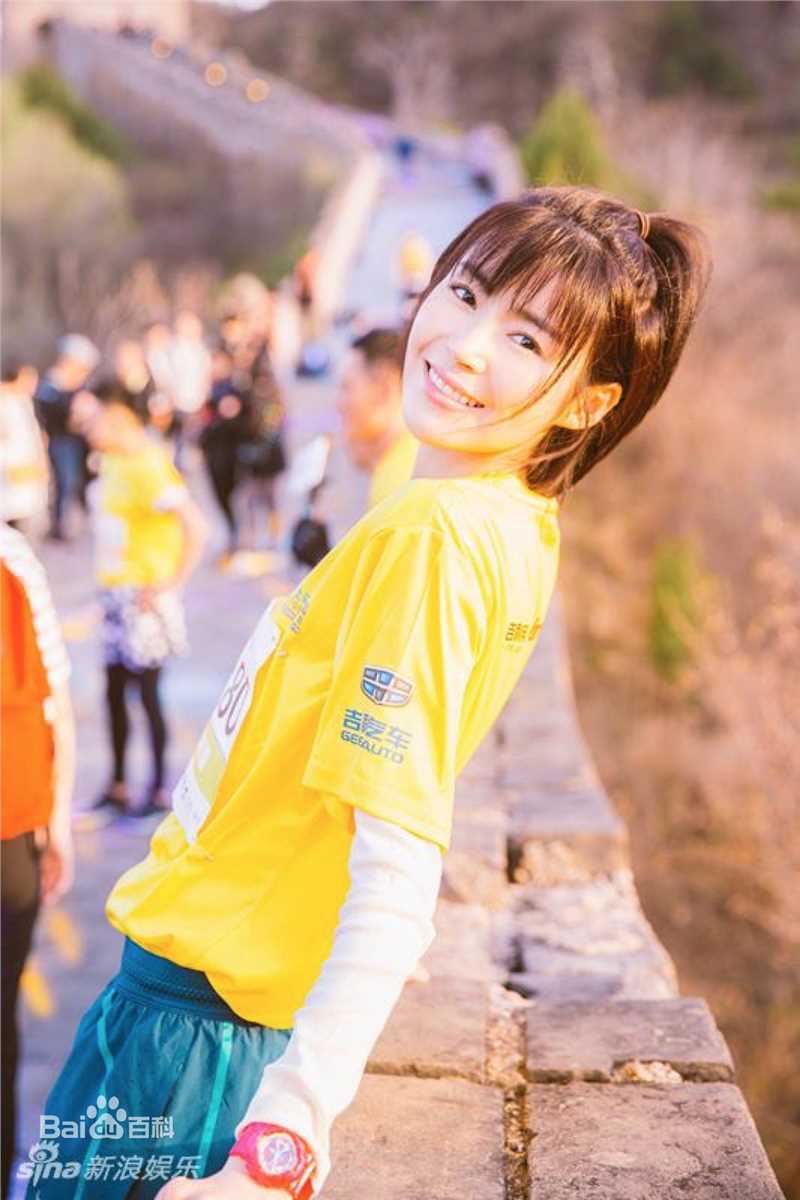 卢杉(Amber)向上马拉松性感图片图集