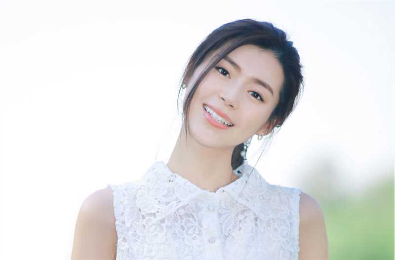 高清卢杉(Amber)性感图片