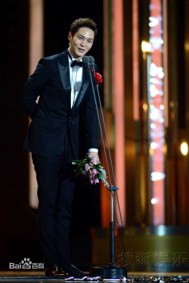 周元(Joo Won )2015演技大赏性感图片壁纸