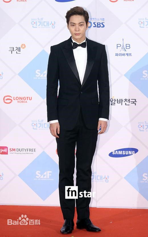 周元(Joo Won )2015演技大赏性感图片壁纸