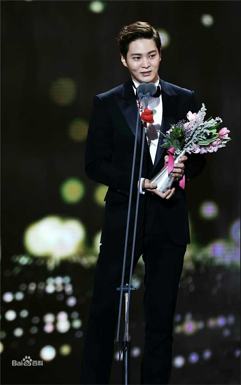 周元(Joo Won )2015演技大赏性感图片壁纸