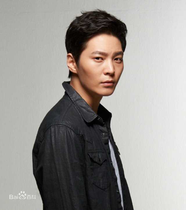 周元(Joo Won )龙八夷素颜照相册