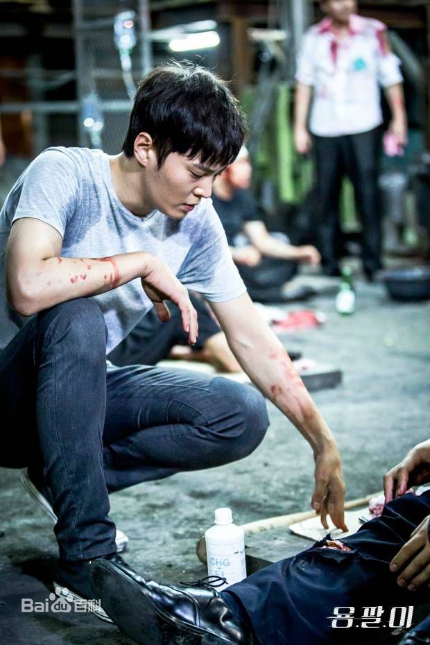 周元(Joo Won )龙八夷素颜照相册