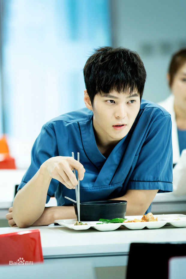 周元(Joo Won )龙八夷素颜照相册