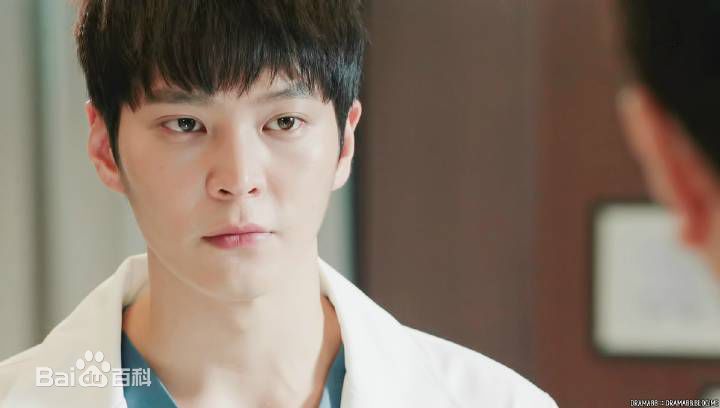 周元(Joo Won )龙八夷素颜照相册