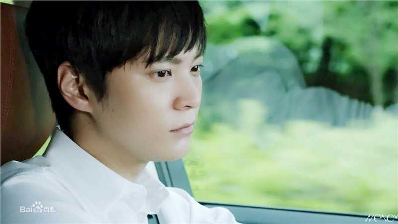 周元(Joo Won )龙八夷素颜照相册