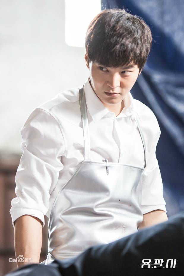 周元(Joo Won )龙八夷素颜照相册
