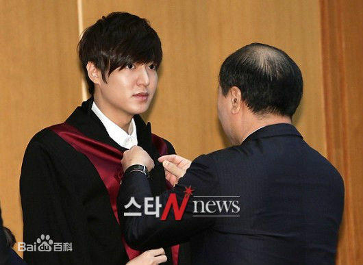 李敏镐（hào）(Lee MinHo、イ ミンホ)荣誉检察官素颜照相册