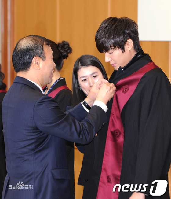 李敏镐（hào）(Lee MinHo、イ ミンホ)荣誉检察官素颜照相册