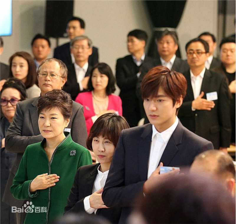 李敏镐（hào）(Lee MinHo、イ ミンホ)荣誉检察官素颜照相册