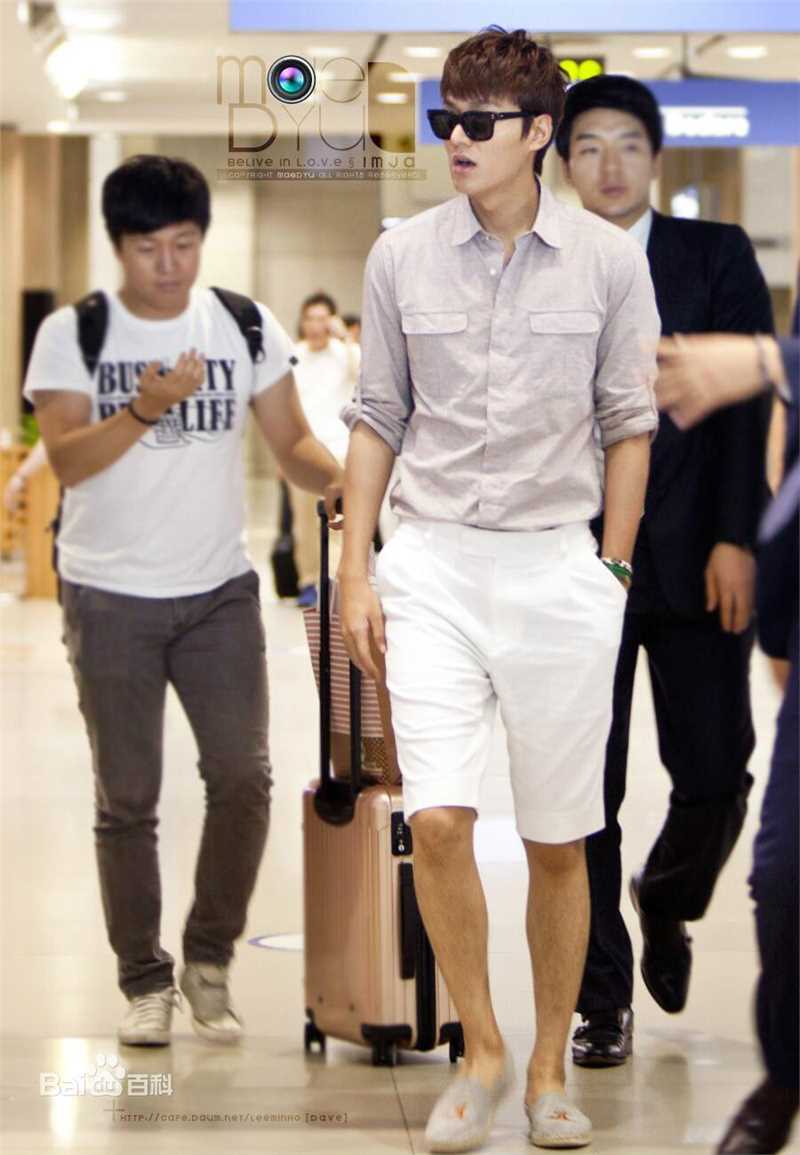 李敏镐（hào）(Lee MinHo、イ ミンホ)行走的画报图册