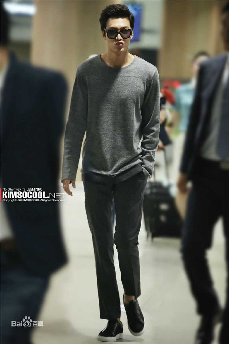 李敏镐（hào）(Lee MinHo、イ ミンホ)行走的画报图册