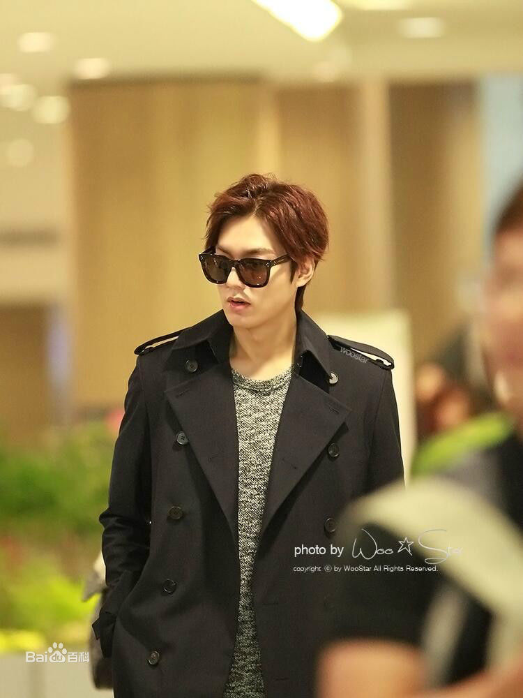 李敏镐（hào）(Lee MinHo、イ ミンホ)行走的画报图册