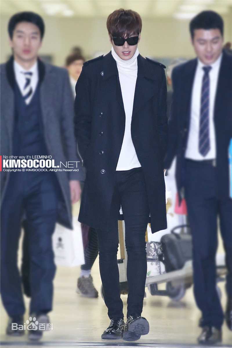 李敏镐（hào）(Lee MinHo、イ ミンホ)行走的画报图册