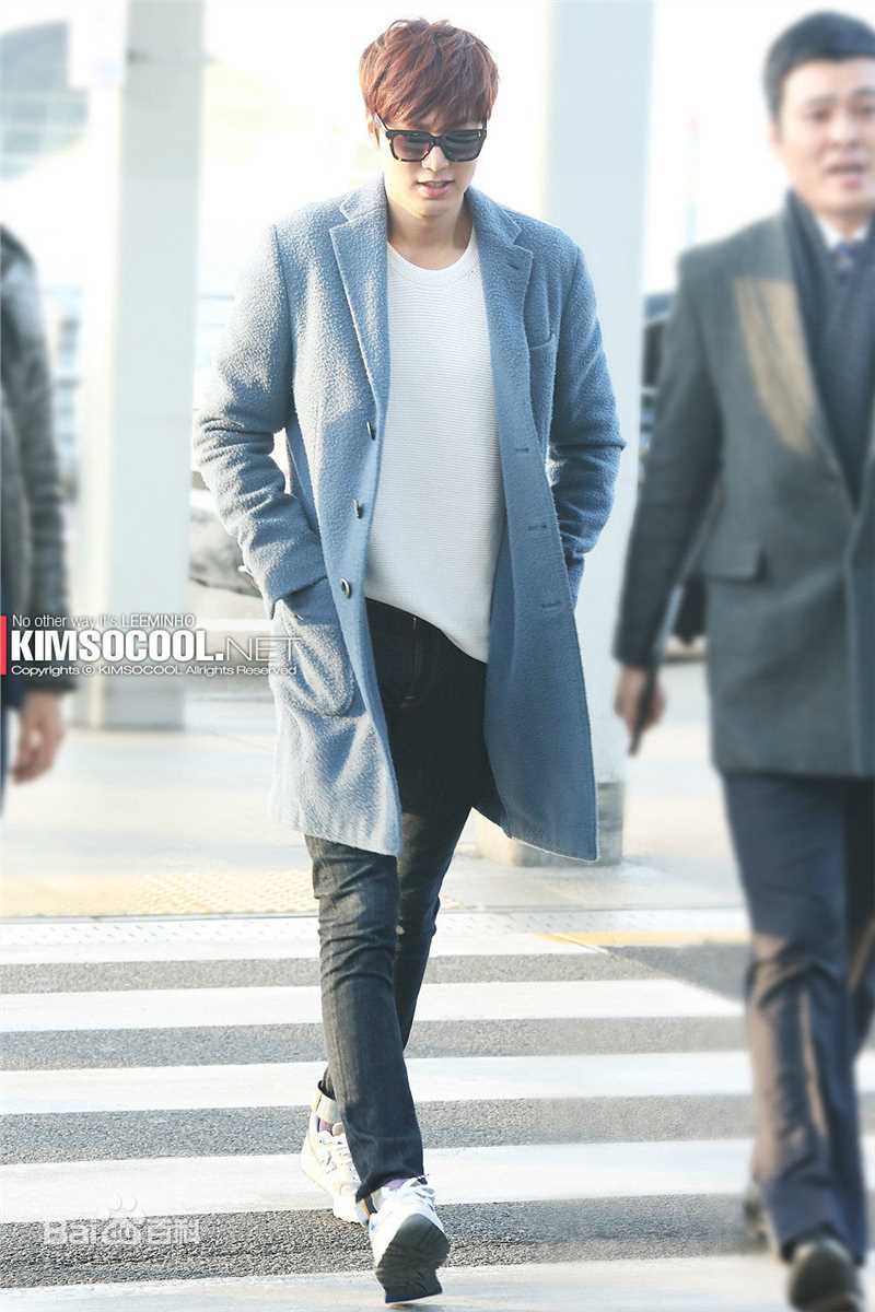 李敏镐（hào）(Lee MinHo、イ ミンホ)行走的画报图册