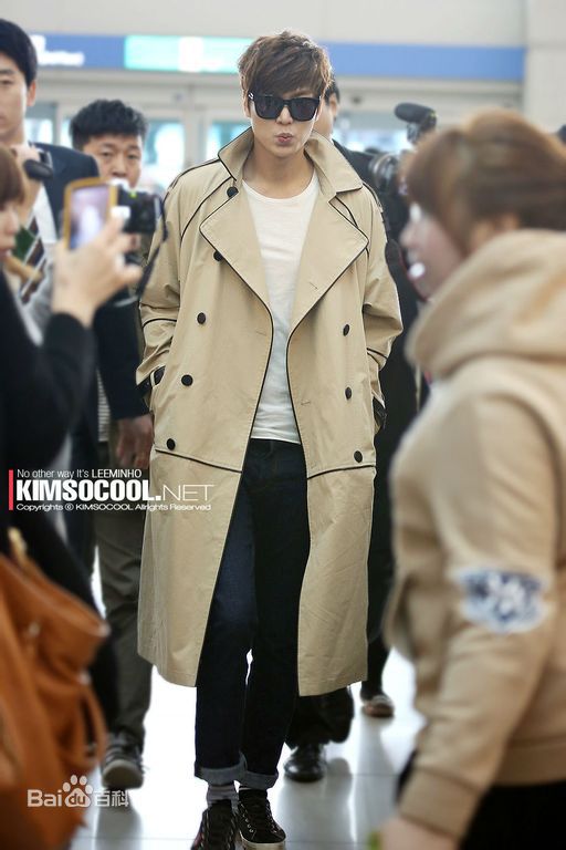 李敏镐（hào）(Lee MinHo、イ ミンホ)行走的画报图册