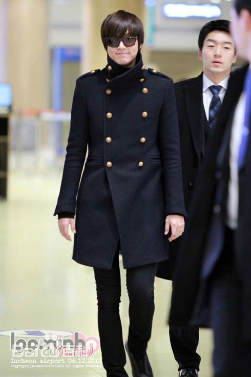 李敏镐（hào）(Lee MinHo、イ ミンホ)行走的画报图册