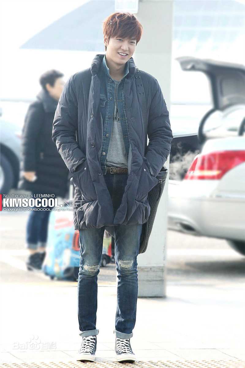 李敏镐（hào）(Lee MinHo、イ ミンホ)行走的画报图册