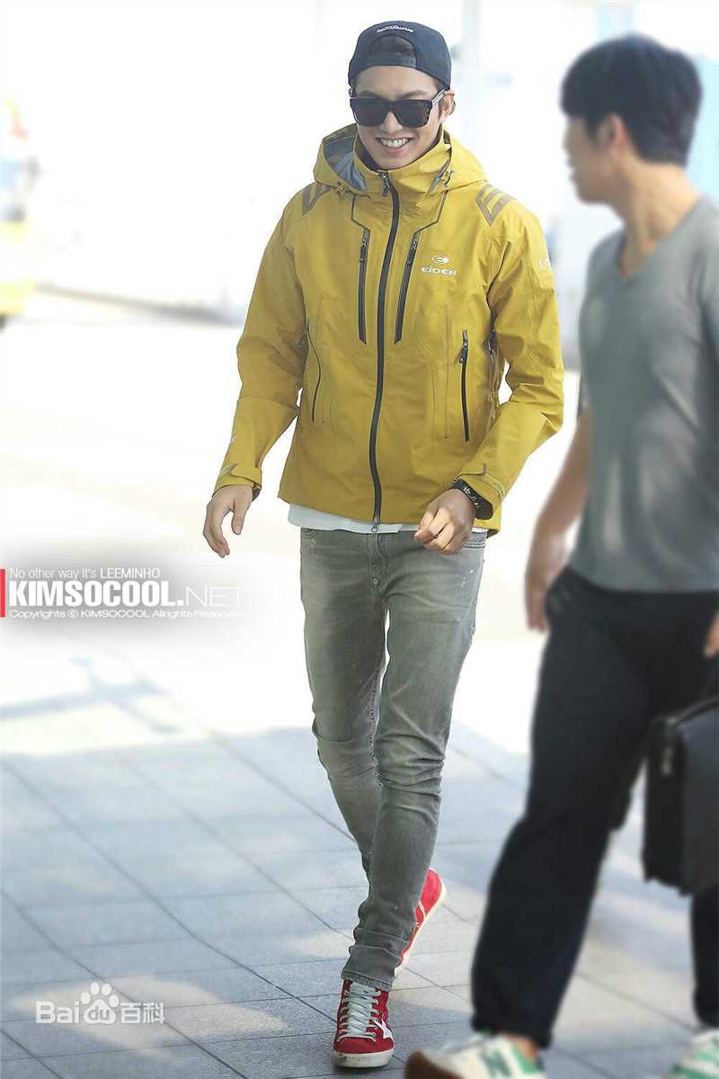 李敏镐（hào）(Lee MinHo、イ ミンホ)行走的画报图册