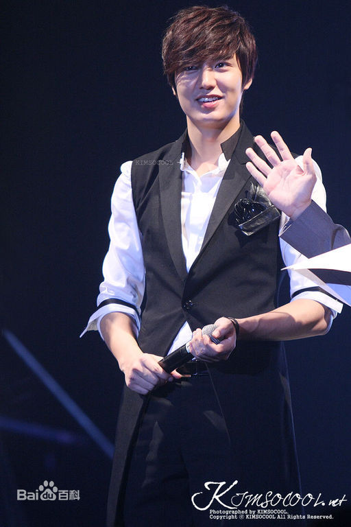 李敏镐（hào）(Lee MinHo、イ ミンホ)Fan Meeting前后照片