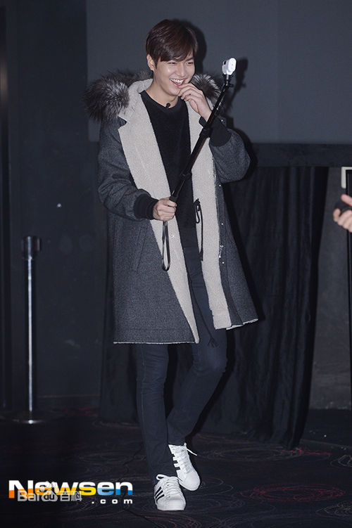 李敏镐（hào）(Lee MinHo、イ ミンホ)江南1970舞台问候素颜照相册