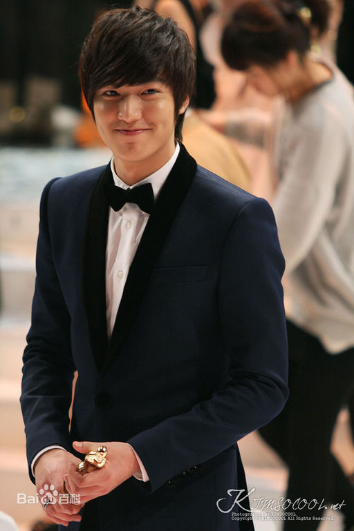 李敏镐（hào）(Lee MinHo、イ ミンホ)2010.12  MBC演技大赏壁纸壁纸