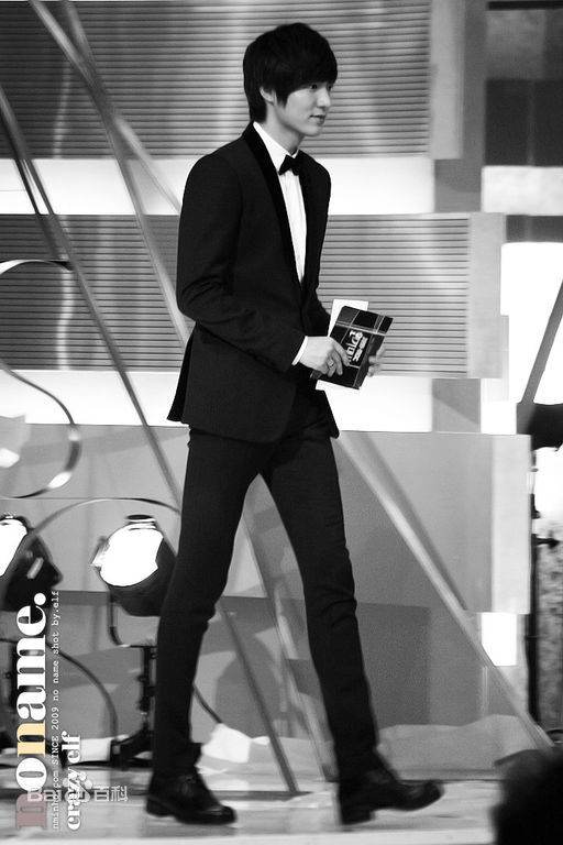李敏镐（hào）(Lee MinHo、イ ミンホ)2010.12  MBC演技大赏壁纸壁纸