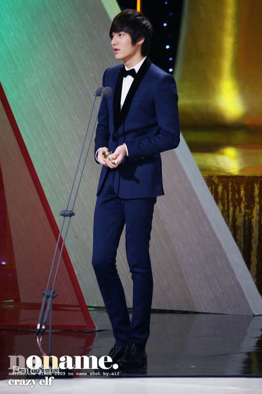 李敏镐（hào）(Lee MinHo、イ ミンホ)2010.12  MBC演技大赏壁纸壁纸