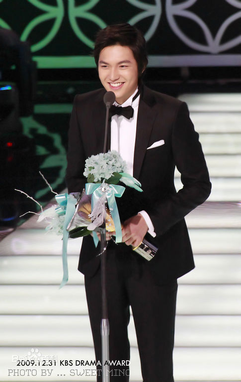 李敏镐（hào）(Lee MinHo、イ ミンホ)2009.12   KBS演技大赏图片图册