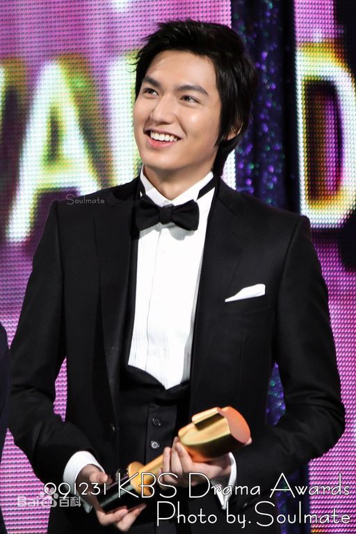 李敏镐（hào）(Lee MinHo、イ ミンホ)2009.12   KBS演技大赏图片图册