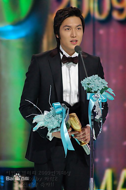 李敏镐（hào）(Lee MinHo、イ ミンホ)2009.12   KBS演技大赏图片图册