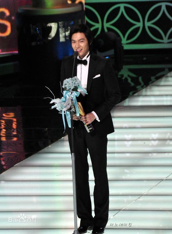 李敏镐（hào）(Lee MinHo、イ ミンホ)2009.12   KBS演技大赏图片图册