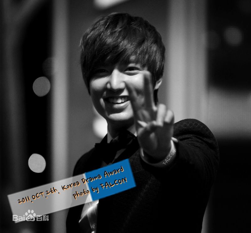 李敏镐（hào）(Lee MinHo、イ ミンホ)2011.10    韩国电视剧大奖前后照片