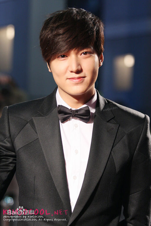 李敏镐（hào）(Lee MinHo、イ ミンホ)2011.12  S演技大赏壁纸壁纸