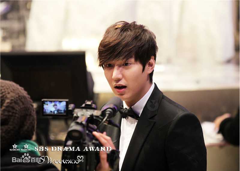 李敏镐（hào）(Lee MinHo、イ ミンホ)2011.12  S演技大赏壁纸壁纸